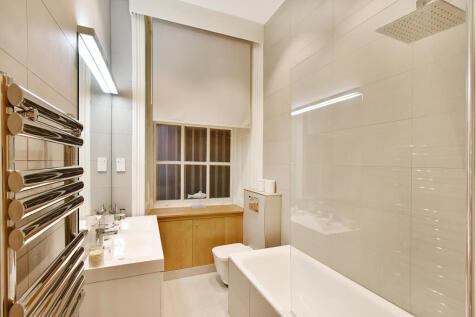    2nd Bathroom