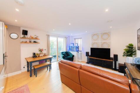 Property Image 4