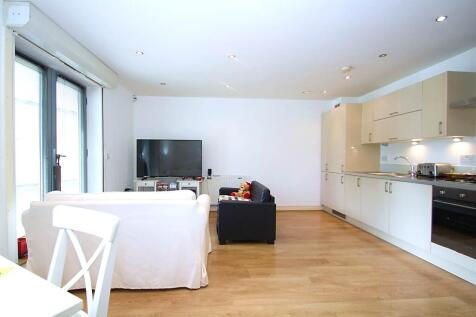 Spacious Lounge
