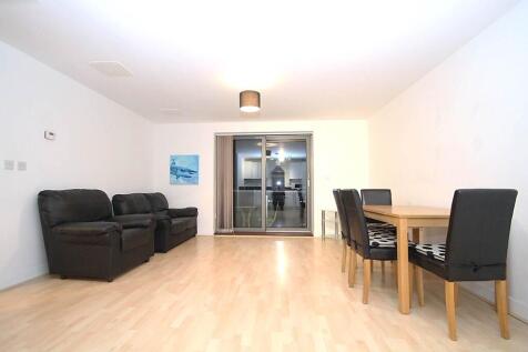 Spacious Lounge