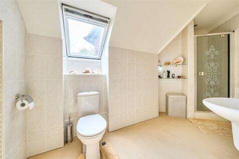 Bedroom 1 Ensuite