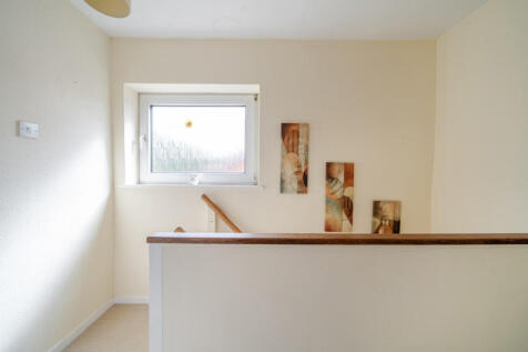 1358112-11-68d3e4...