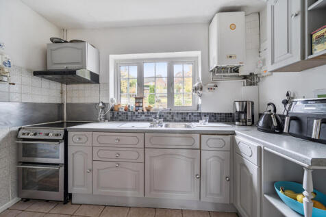 1376847-15-690b59...