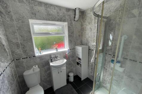 New Bathroom.jpg