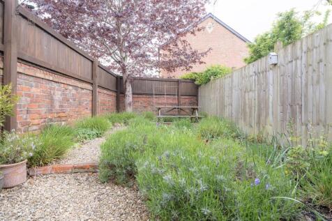 45 Malmesbury Road-37.jpg