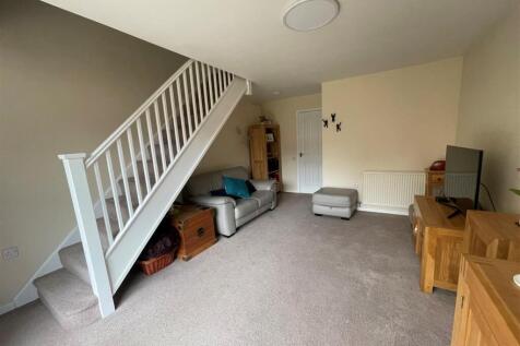 Sitting room 3.jpg