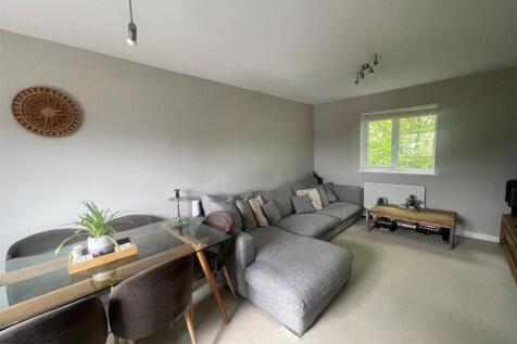 NEW Sitting room.jpg