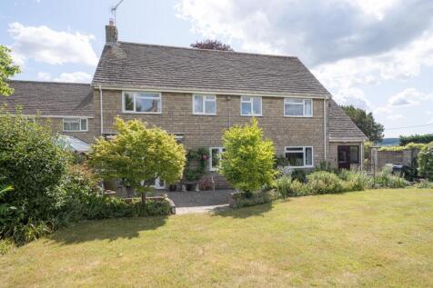 6 St Josephs Drive-41.jpg