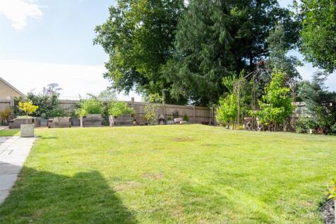 32 Studley Gardens-28.jpg