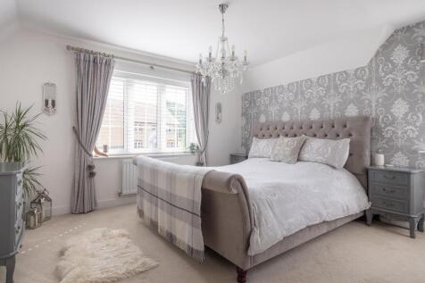 32 Studley Gardens-45.jpg