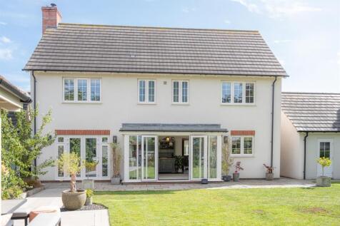 32 Studley Gardens-33.jpg