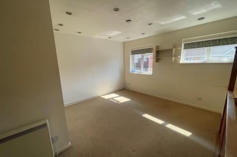 NEW SITTING ROOM.jpg