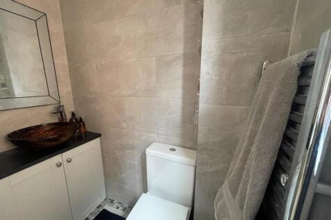 Ensuite.jpg