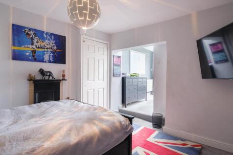 12 London Road-12.jpg