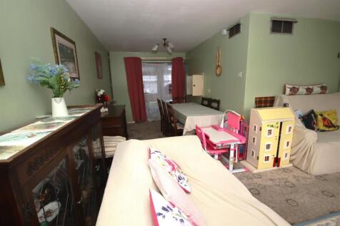 Sitting Room .JPG