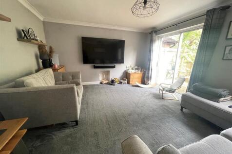 sitting room 2.jpg