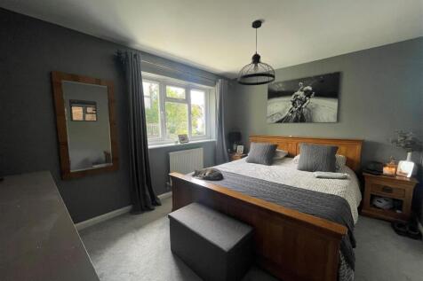 Bedroom One 3.jpg