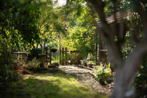 67 &amp; 68 Kington St Michael-1.jpg