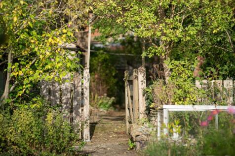 67 &amp; 68 Kington St Michael-6.jpg