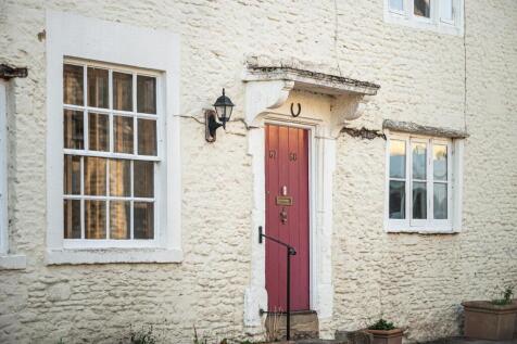 67 &amp; 68 Kington St Michael-9.jpg