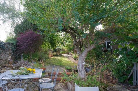 67 &amp; 68 Kington St Michael-13.jpg