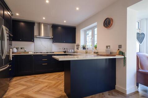 31 Studley Gardens-42.jpg