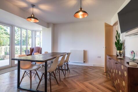 31 Studley Gardens-40.jpg