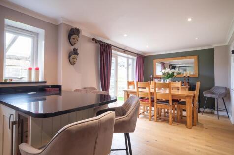 18 Chevral Close-36.jpg