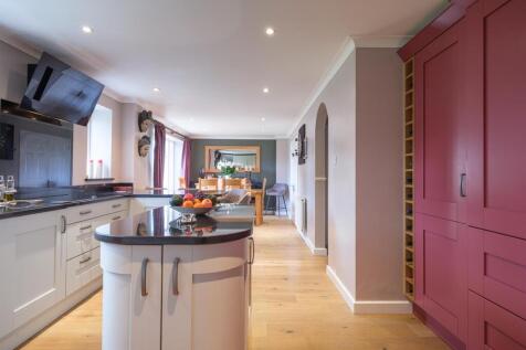 18 Chevral Close-38.jpg