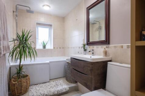 18 Chevral Close-18.jpg