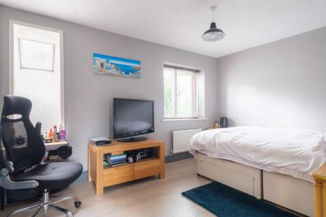 18 Chevral Close-12.jpg