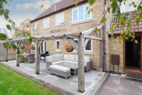 18 Chevral Close-49.jpg