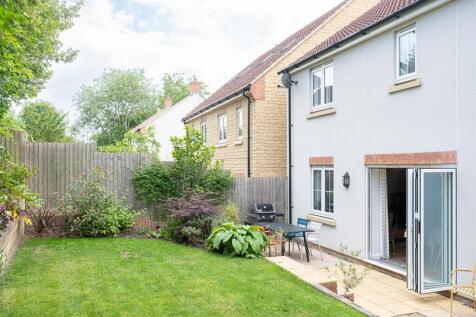 2 Chandlers Mews-15.jpg