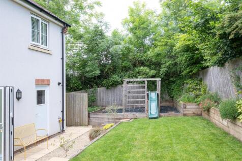 2 Chandlers Mews-18.jpg