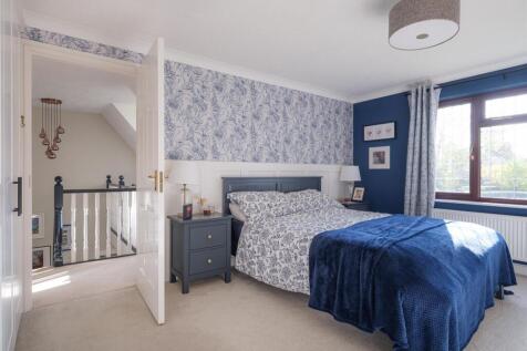 11 Erleigh Drive-20-Edit.jpg