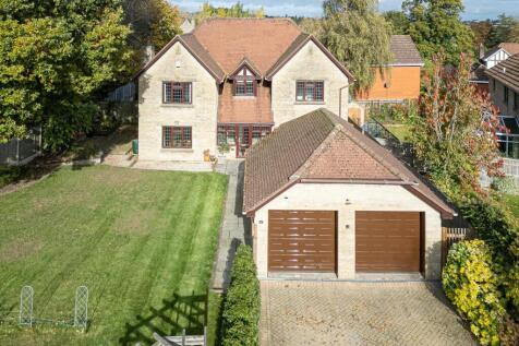 11 Erleigh Drive-3.jpg