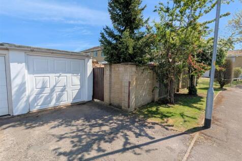 2 Garage and Parking.jpg