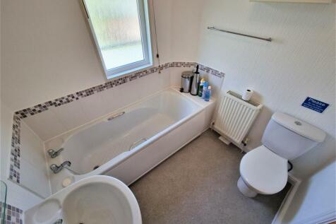 New Bathroom.jpg