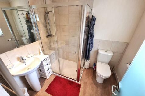 En- Suite.jpg