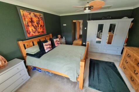 Bed 1.1.jpg
