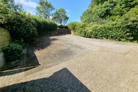 Driveway.jpg