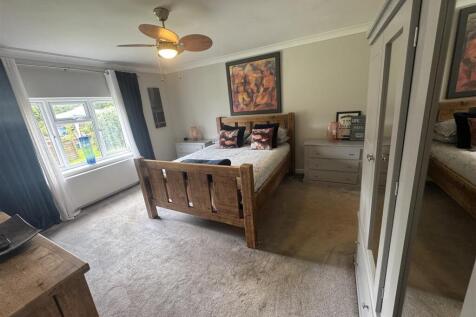 MAIN ROOM NEW.jpg