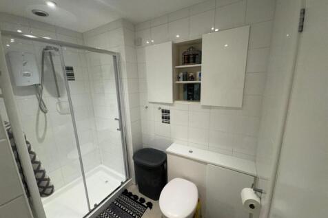 En-Suite.jpeg