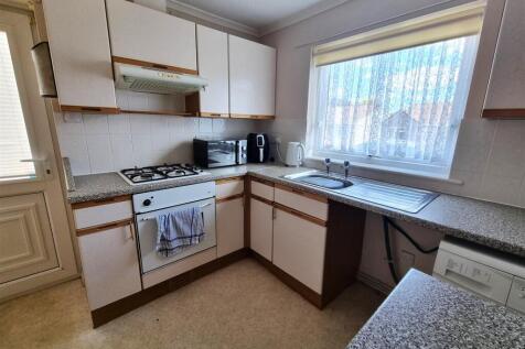 Kitchen new.jpg