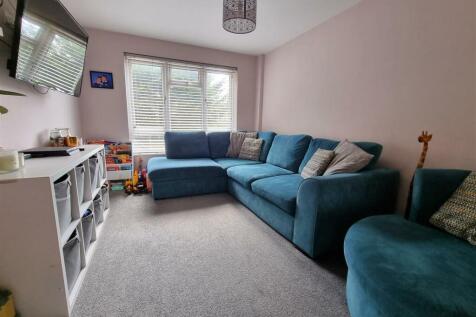 Living Room.jpg