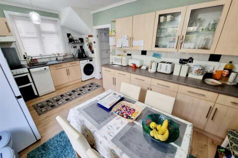 Dining &amp; Kitchen.jpg