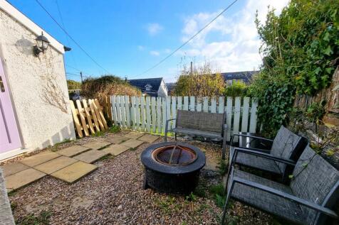Firepit area.jpg