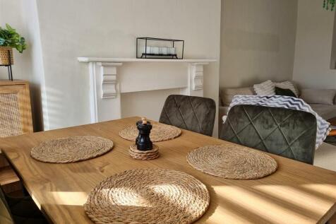 Dining Table.jpg