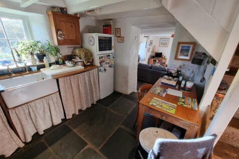 Breakfast area.jpg