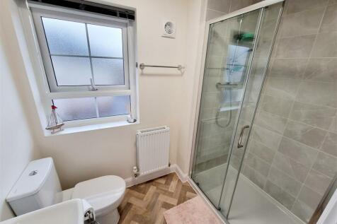 Ensuite.jpg